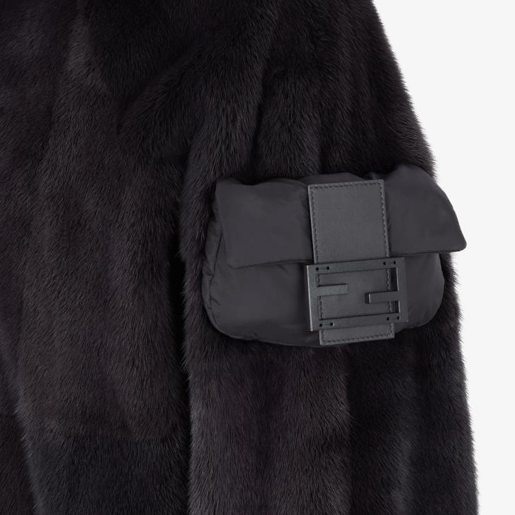 Men Apparel Fendi HP0B2100 Mink Bomber Black